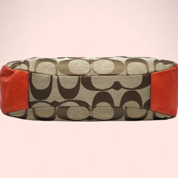 Authentic Coach Signature Chelsea Jayden Carryall tote Bag - Picture 5 of 9